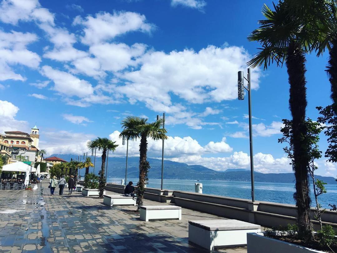 Hotel Diana Gardone Riviera Kültér fotó
